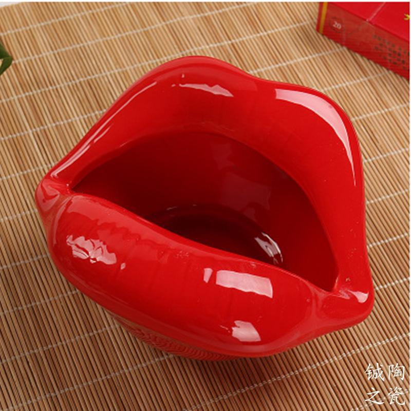 5" Red Lip Design Ceramic Cigar Ashtray